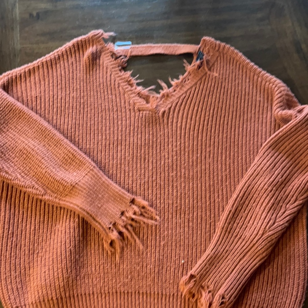 Rue21 rust color sweater, size Medium, like new